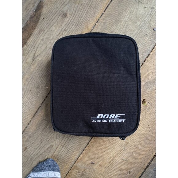 Bose X A10 Aviation Pilot Headset Dual GA Plug w/ Case & Ear Covers Mic Muff - Picture 3 of 16